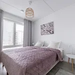 X 3, Sleepwell, Nuutti, Free Indoor Parking Apartment